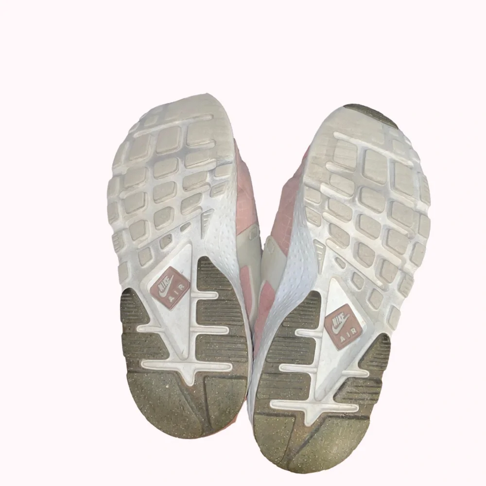 Nike Air Huarache Run Ultra N7 Pale Pink Sneakers *make offers*